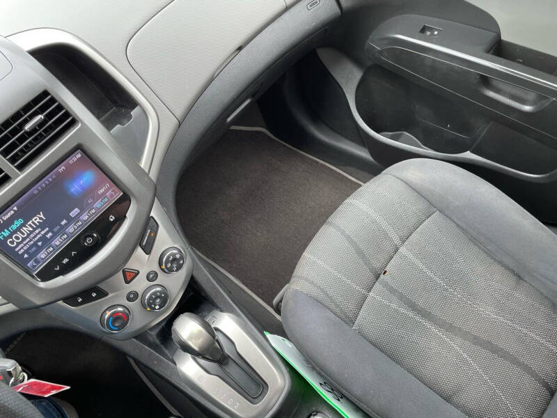 2015 Chevrolet Sonic LT Auto