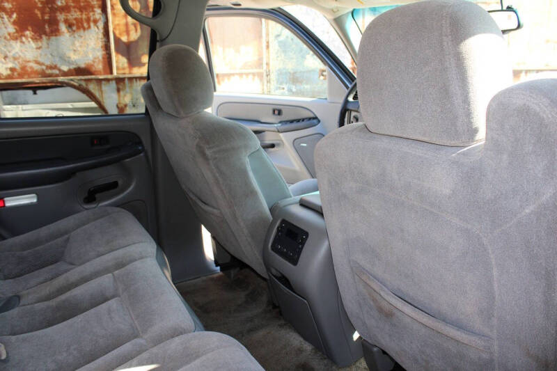 2003 Chevrolet Tahoe LS