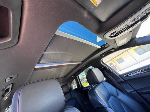 2015 Porsche Macan S