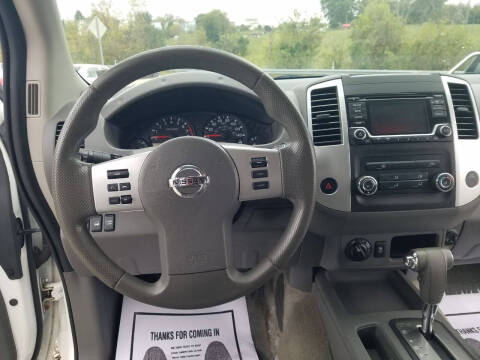 2017 Nissan Frontier SV