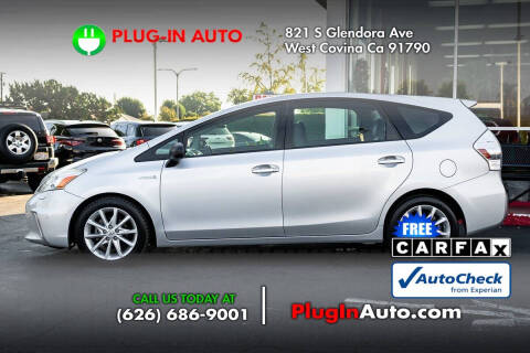2013 Toyota Prius v Five