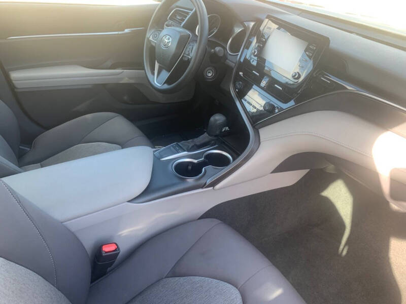 2024 Toyota Camry LE