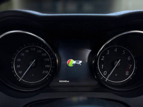 2016 Jaguar F-TYPE R