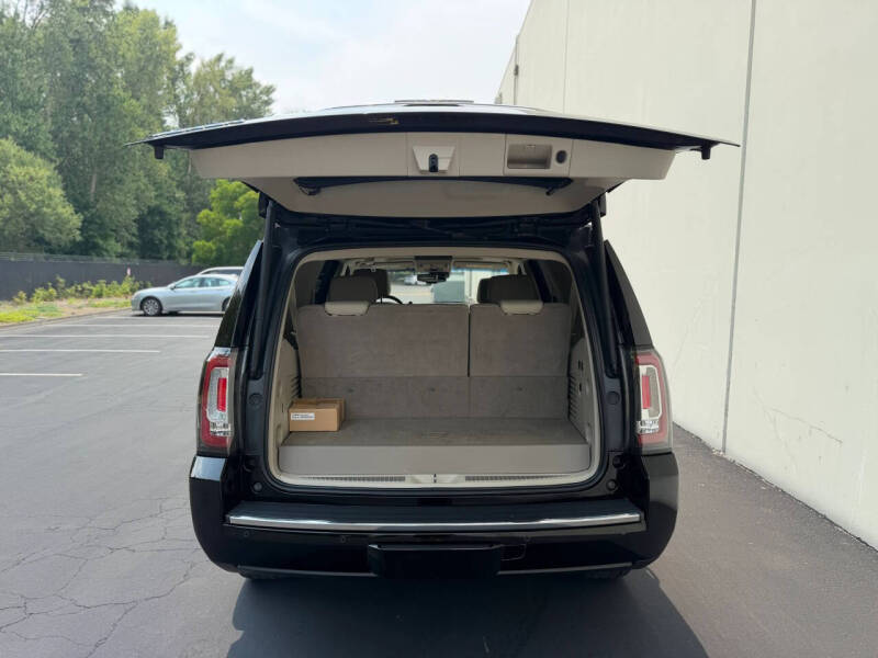 2017 GMC Yukon Denali
