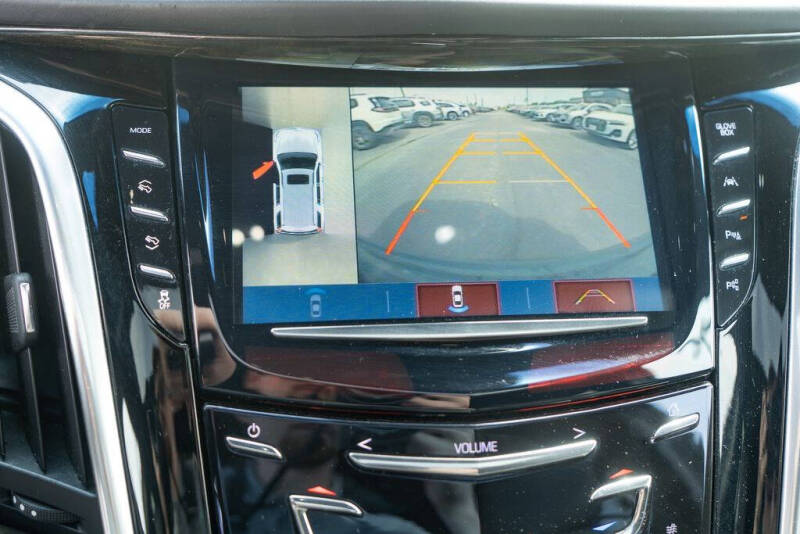 2019 Cadillac Escalade Platinum