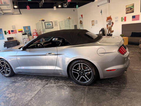 2020 Ford Mustang EcoBoost Premium