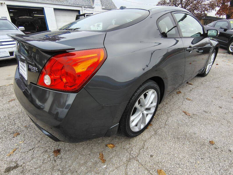 2010 Nissan Altima 3.5 SR