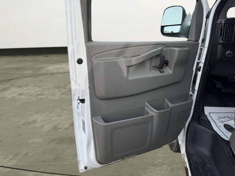 2016 Chevrolet Express 2500
