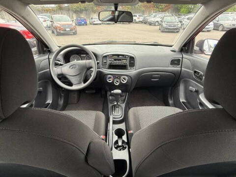 2010 Hyundai Accent GS