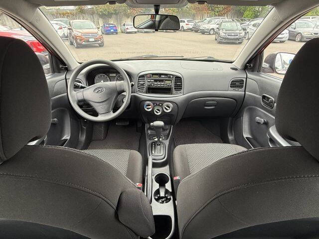 2010 Hyundai Accent GS