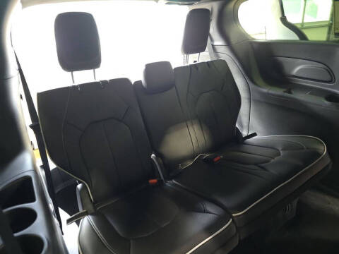 2027 Chrysler Pacifica Limited