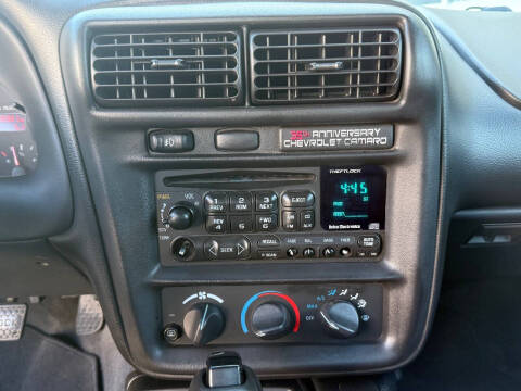 2002 Chevrolet Camaro