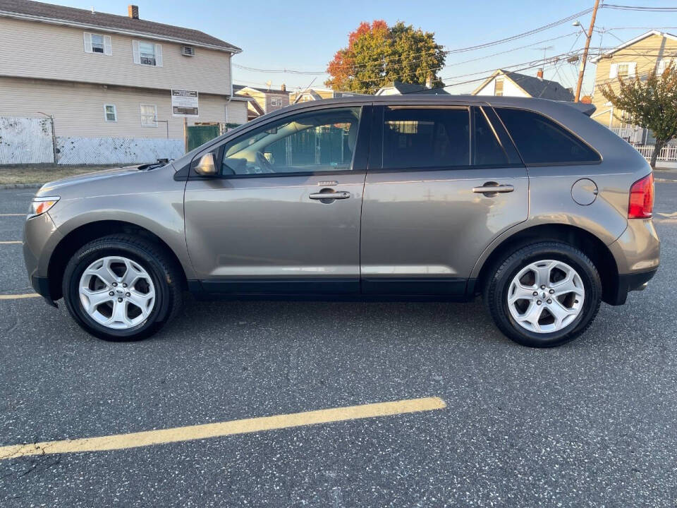 2012 Ford Edge for sale at M & P Auto Sales in Saddle Brook, NJ