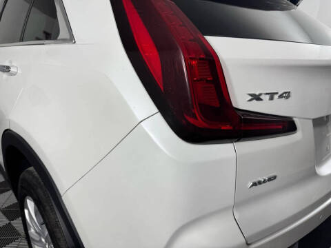 2019 Cadillac XT4 Luxury