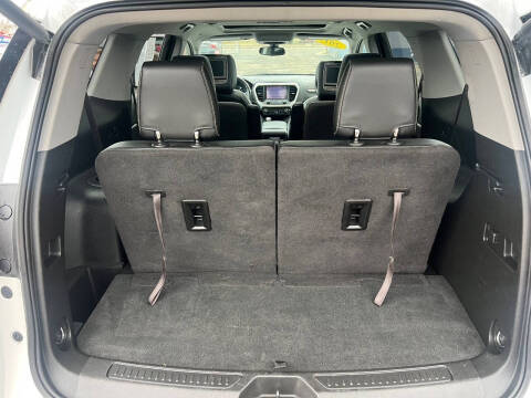 2017 GMC Acadia SLT-1