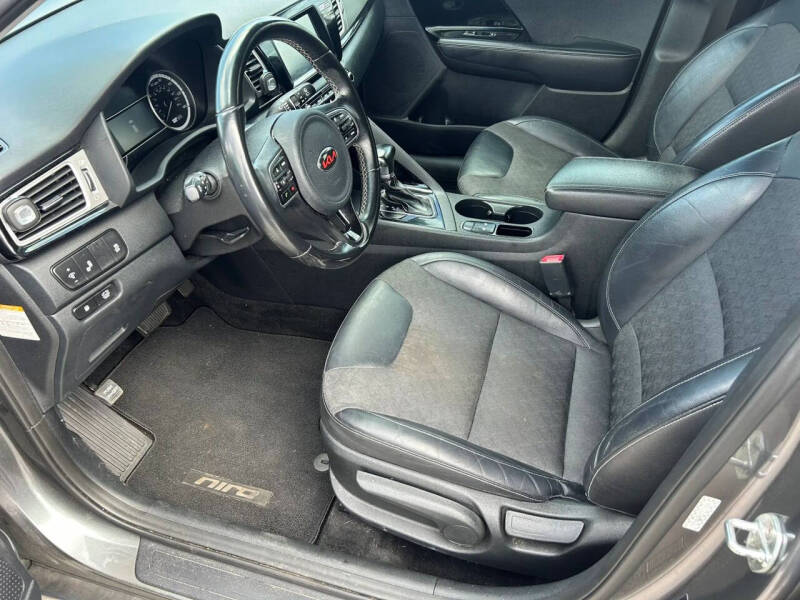 2017 Kia Niro EX
