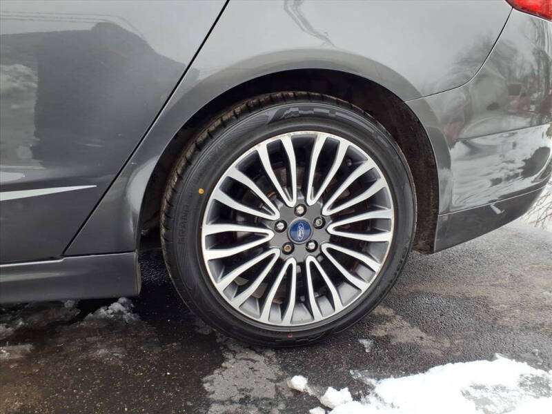 2017 Ford Fusion Hybrid SE