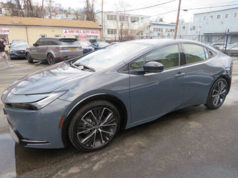 2024 Toyota Prius LE