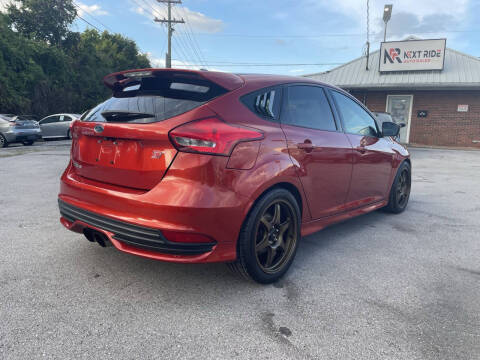 2018 Ford Focus ST
