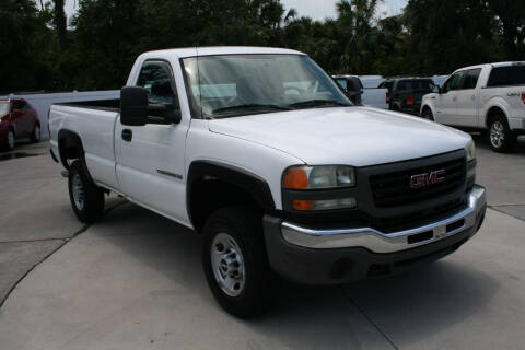 2007 GMC Sierra 2500HD Classic for sale at Mike's Trucks & Cars in Port Orange FL