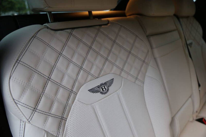 2021 Bentley Bentayga V8