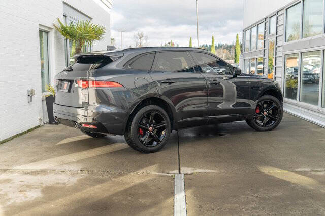 2017 Jaguar F-PACE S