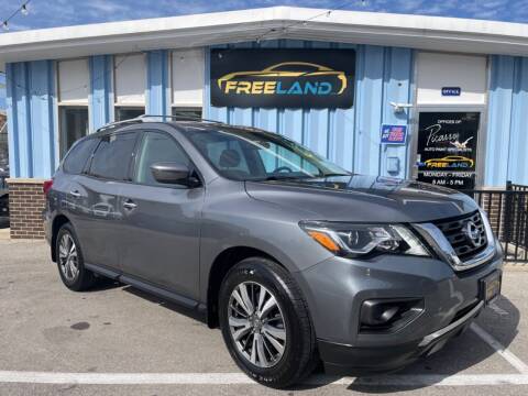 2020 Nissan Pathfinder for sale at Freeland LLC in Waukesha WI