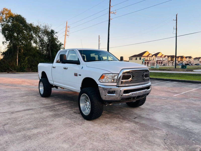 2011 RAM Ram 2500 Pickup SLT photo 2