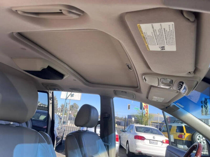 2005 Toyota Sienna XLE Limited 7 Passenger