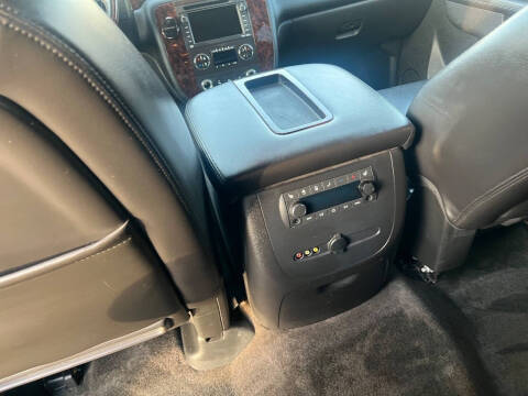 2010 GMC Yukon XL Denali