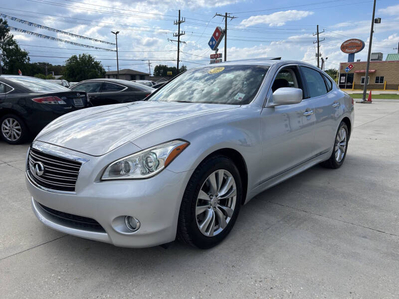 2013 Infiniti M37