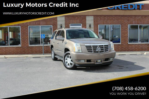 2007 Cadillac Escalade for sale at Luxury Motors Credit Inc in Bridgeview IL