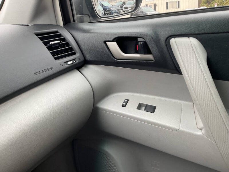 2012 Toyota Highlander