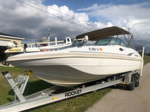 2000 HURRICANE  241 for sale at EXECUTIVE CAR SALES LLC in North Fort Myers FL