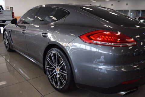 2016 Porsche Panamera Edition