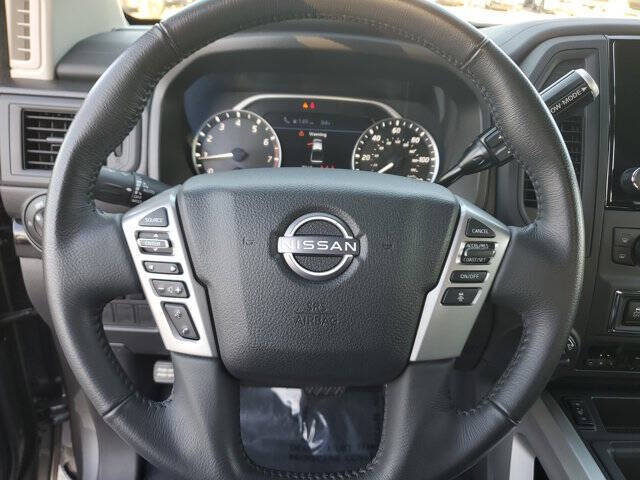 2024 Nissan Titan SV