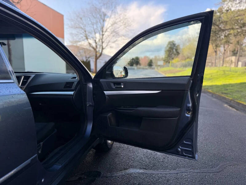 2014 Subaru Outback 2.5i Premium