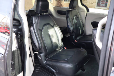 2019 Chrysler Pacifica Touring L Plus