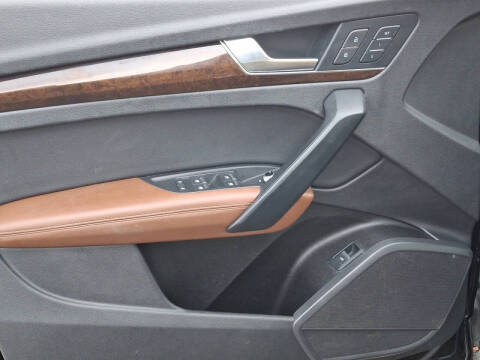 2019 Audi Q5 quattro Premium Plus 45 TFSI