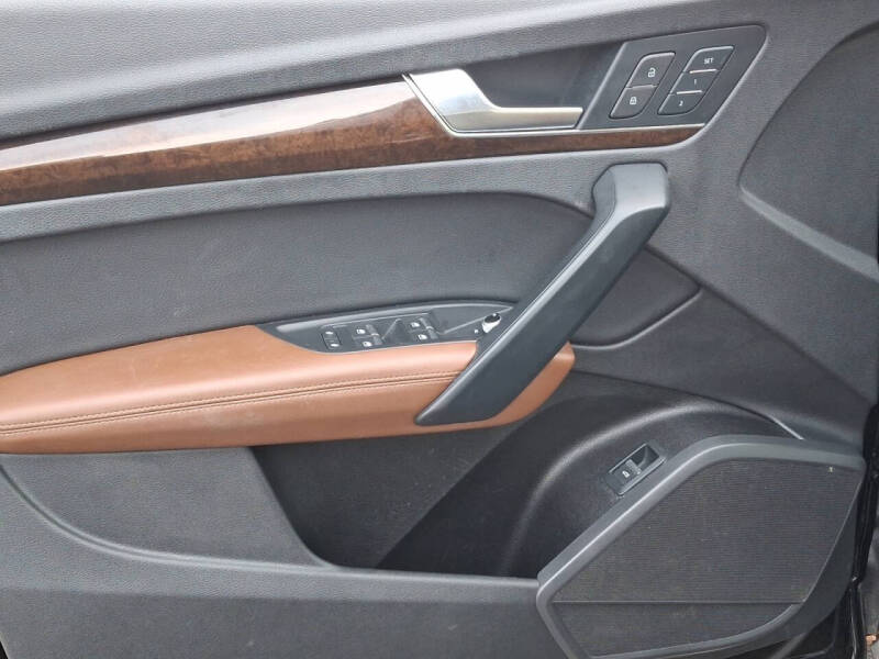 2019 Audi Q5 quattro Premium Plus 45 TFSI