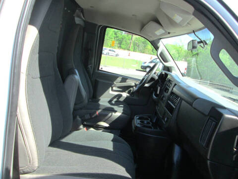 2024 Chevrolet Express 2500