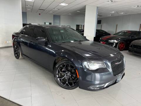 2019 Chrysler 300 for sale at Auto Mall of Springfield in Springfield IL