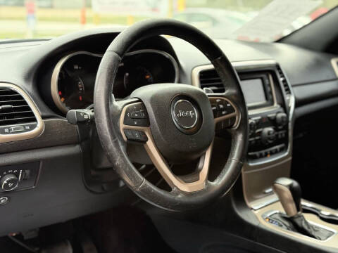 2017 Jeep Grand Cherokee Laredo