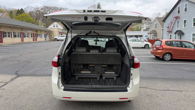 2017 Toyota Sienna