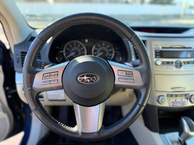 2010 Subaru Legacy 2.5i Premium