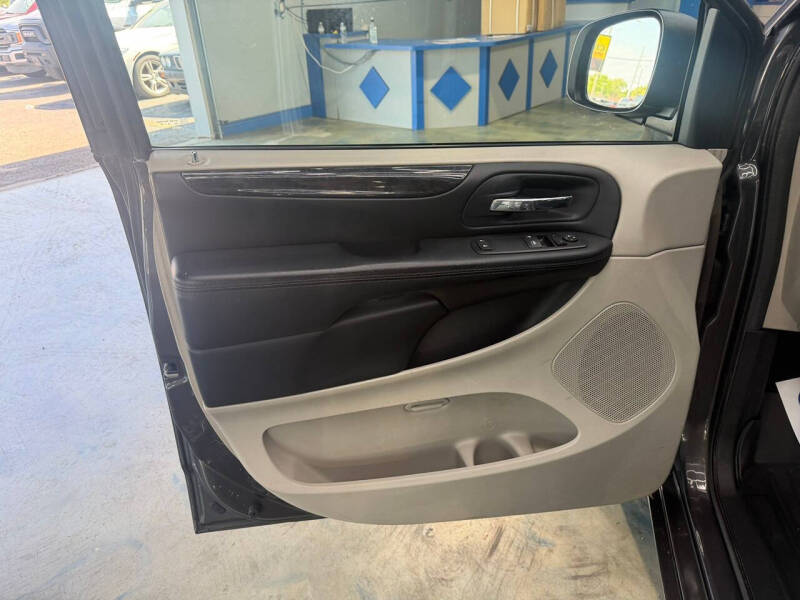 2016 Dodge Grand Caravan SE