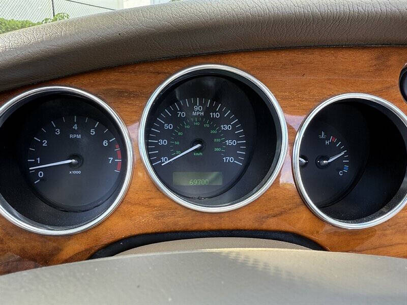 2005 Jaguar XK-Series 26