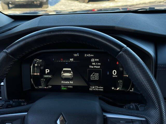 2023 Mitsubishi Outlander PHEV SE