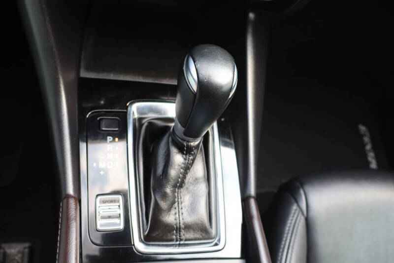 2017 Mazda MAZDA3 Touring