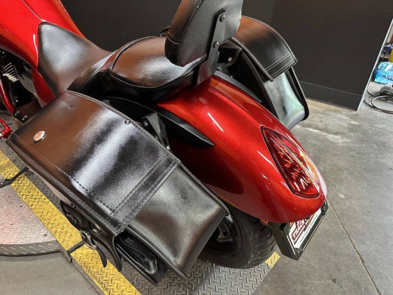 2016 Victory Vegas Sunset Red